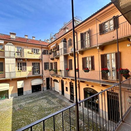 Elegante Appartamento Nel Centro Storico Di Torino Kültér fotó