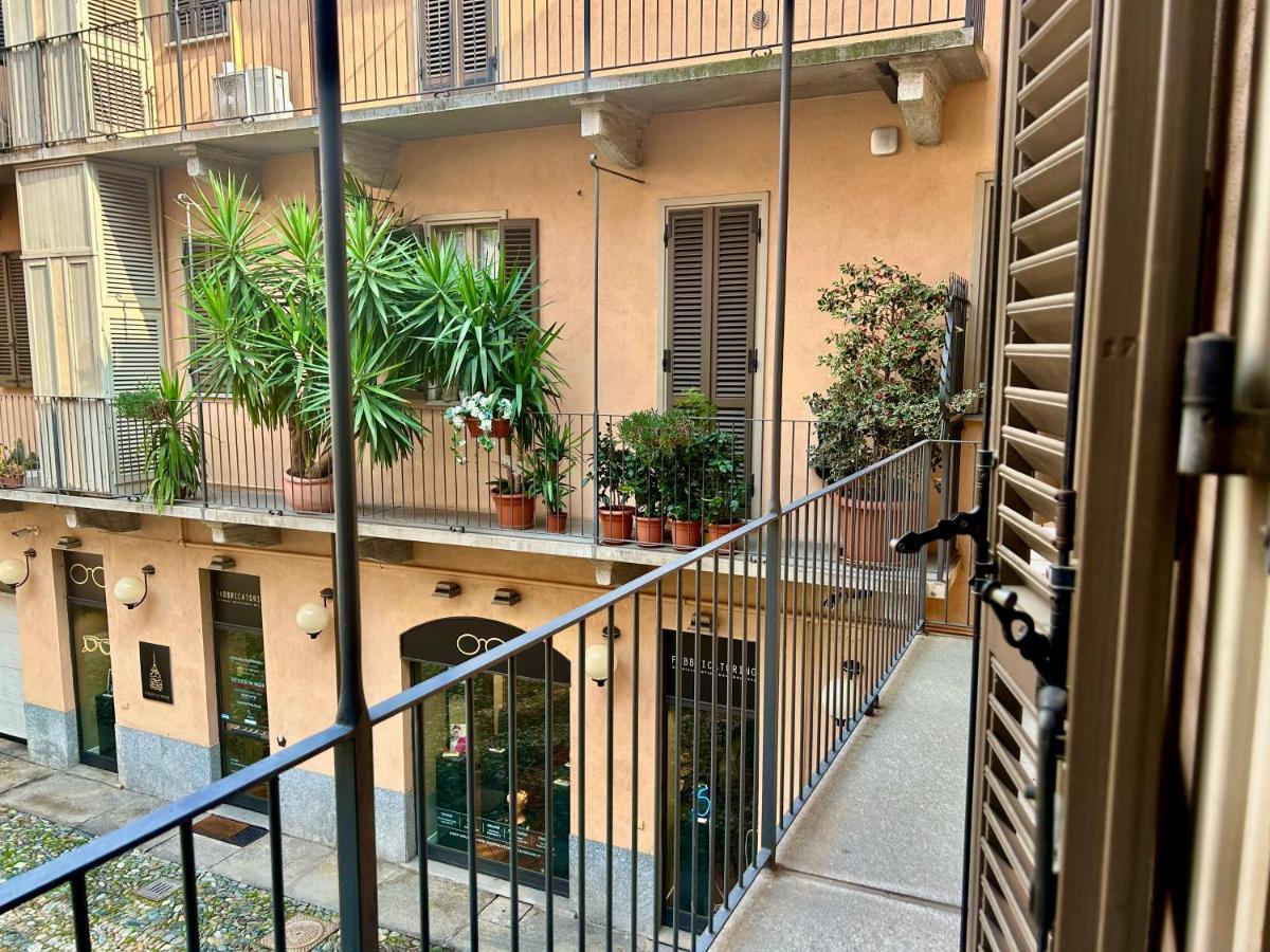 Elegante Appartamento Nel Centro Storico Di Torino Kültér fotó